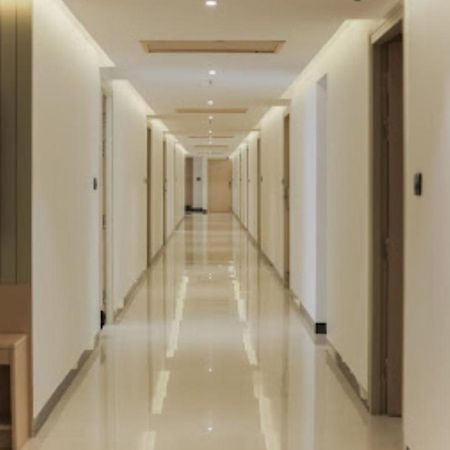 Max Prime, Madurai Hotel Buitenkant foto